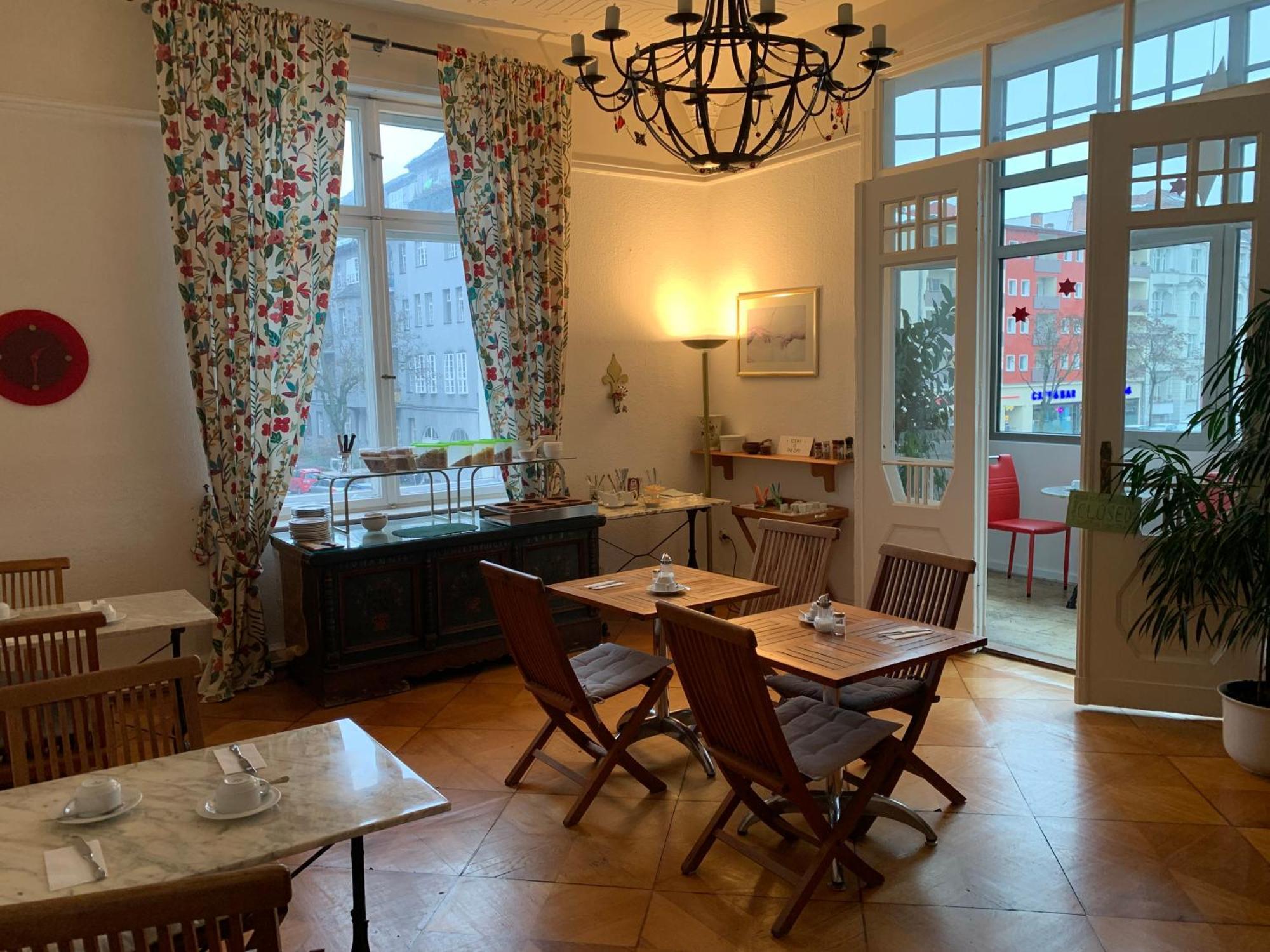 Hotel Pension Senta Berlin Exterior photo
