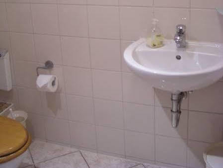 Hotel Pension Senta Berlin Exterior photo